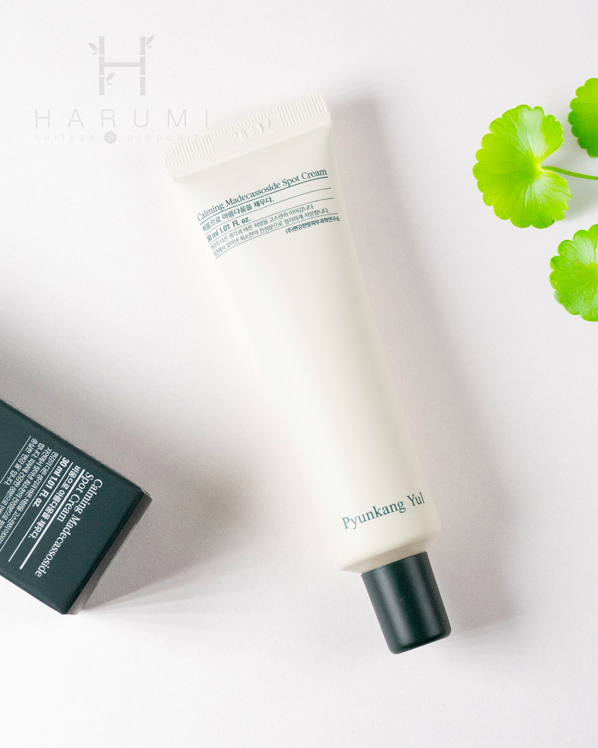 PyunkangYul Calming Madecassoside Spot Cream 30 ml